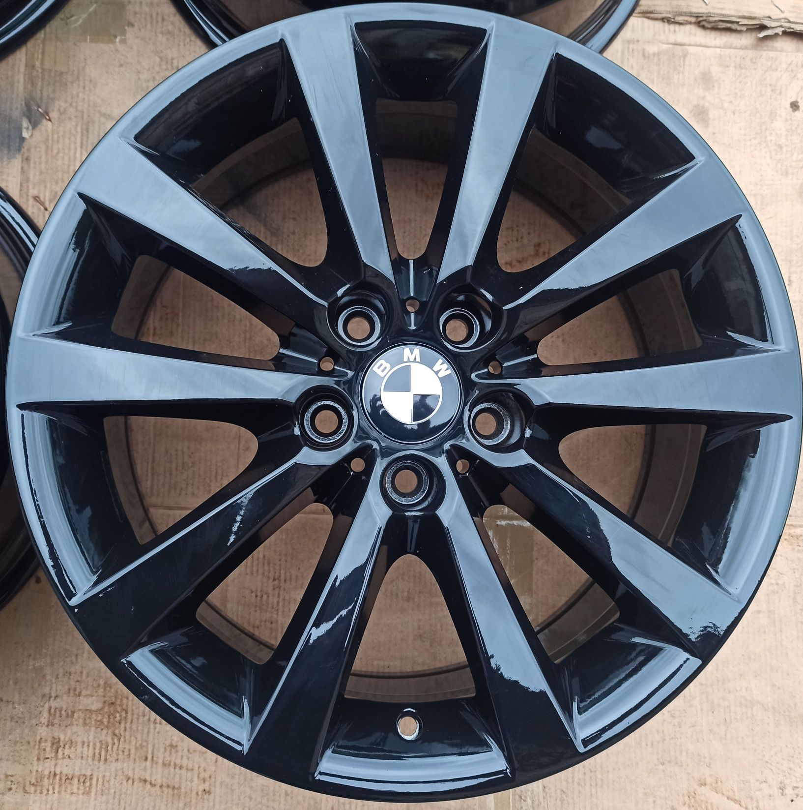 Felgi Oryginał Bmw F10 F11 F20 F30 E60 E61 E90 E46 8Jx18 ET30 5x120