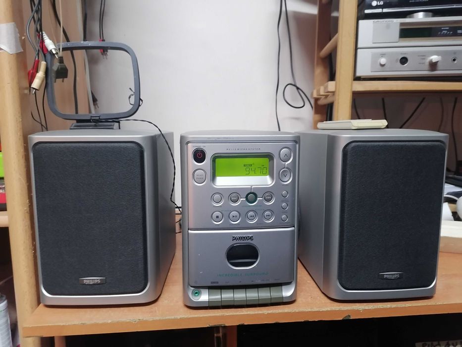 Wieża Philips MC115 z głosnikami , pilot