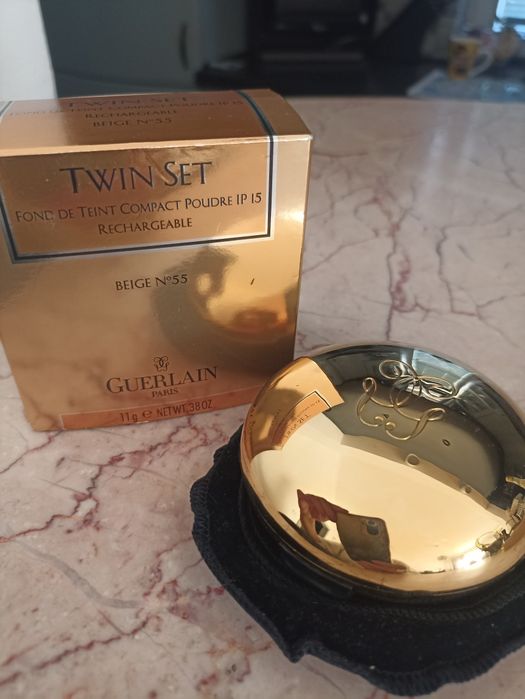 Guerlain puderniczka