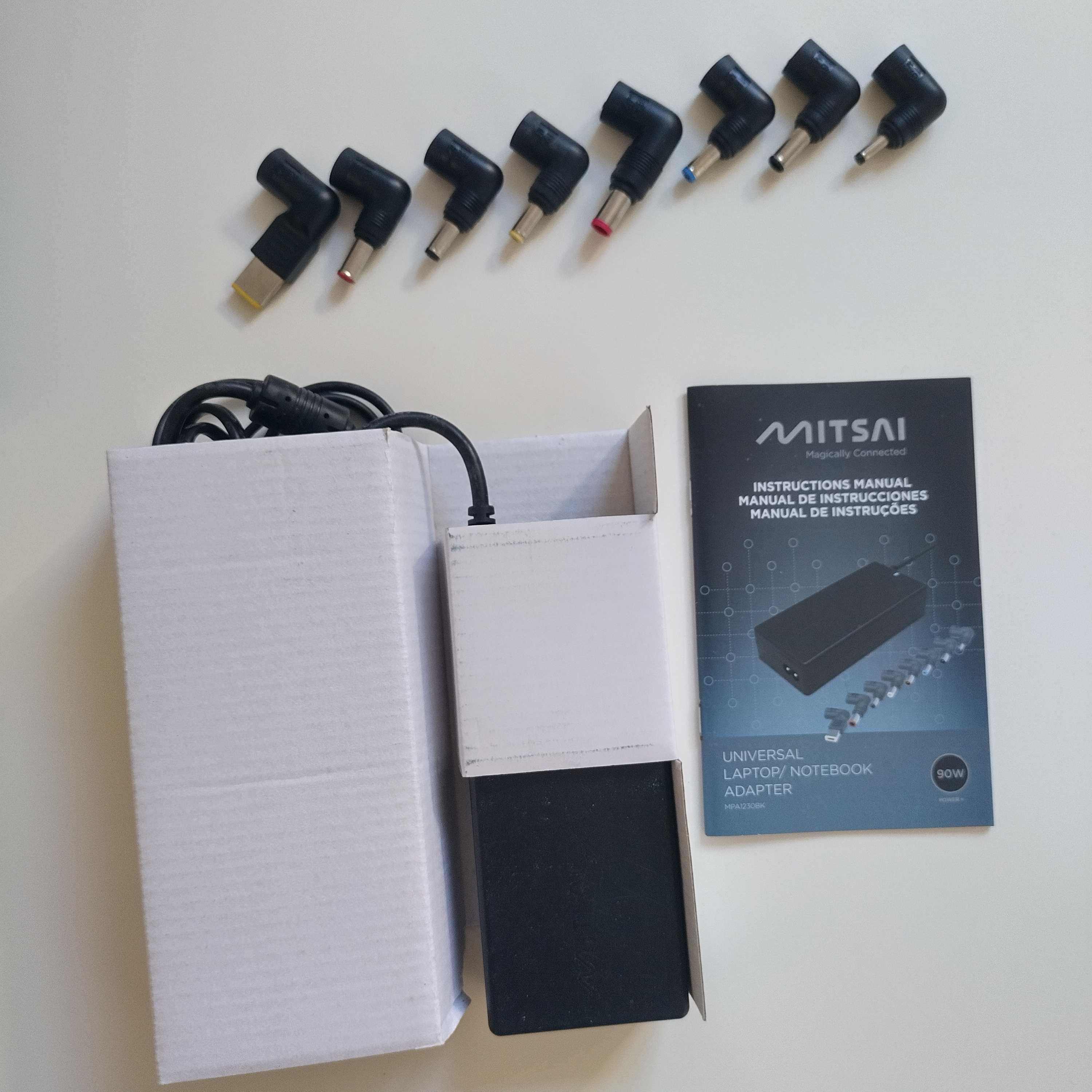 Carregador universal com adaptadores