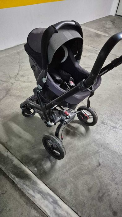 Carros de passeio mais ovo