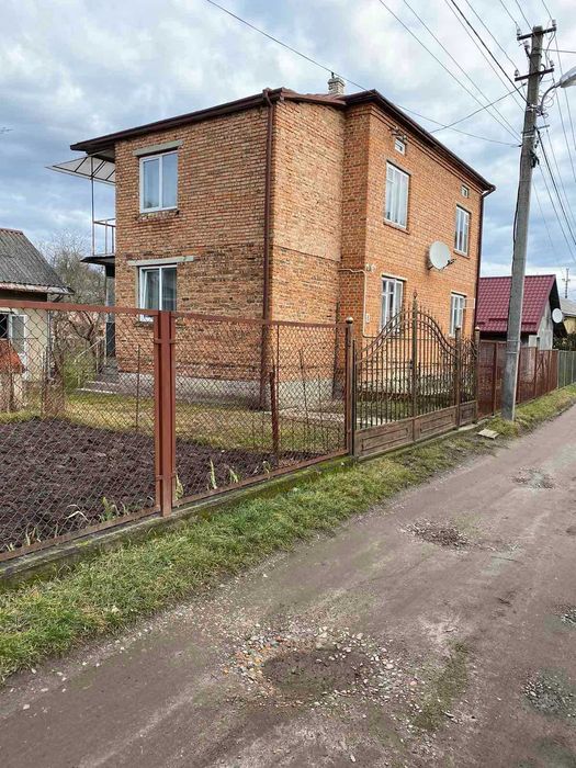 Продається будинок у місті Винники по вулиці Підлісецького