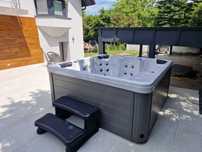 Jacuzzi ogrodowe SPA Balboa 220x220 cm Akryl. Kompletne pokrywa schody