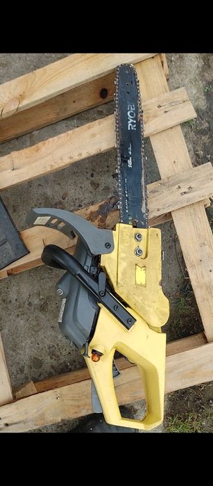 Piła spalinowa do drewna