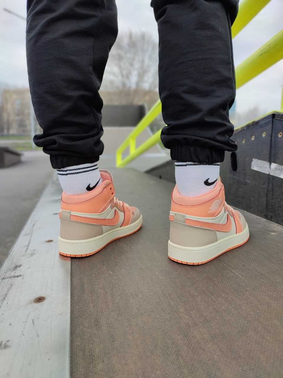 Buty damskie AJ 1 Mid Apricot Orange damskie sneakersy 36-41