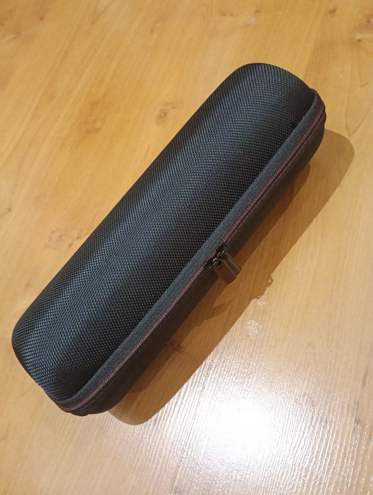 Caixa para coluna JBL