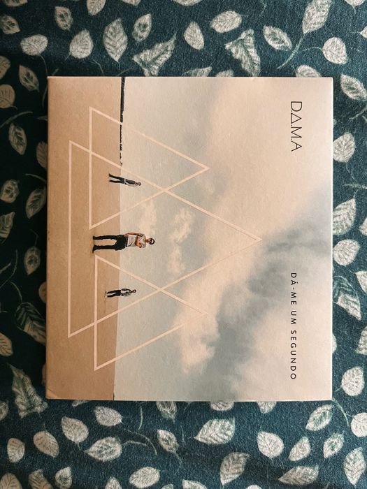 CD D.A.M.A ‘Dá-me um segundo’