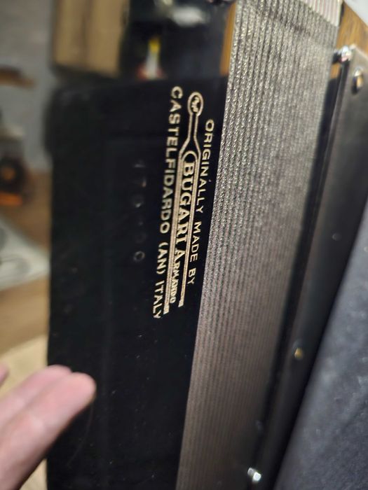 Bugari Armando Artist Cassotto