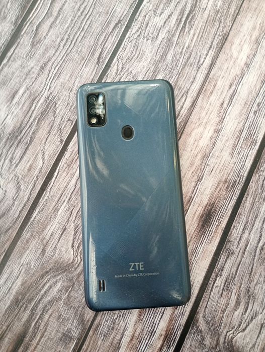ZTE A51 . 4/64 Гб . nfc .