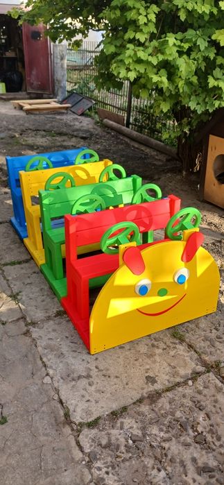 Сороканіжка,  дитячий майданчик