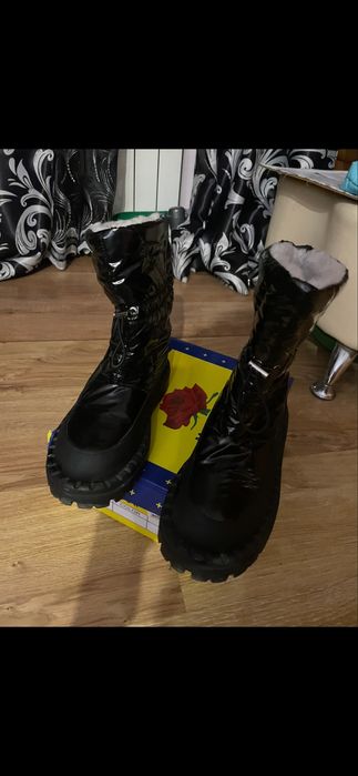 Ботинки женские зимние