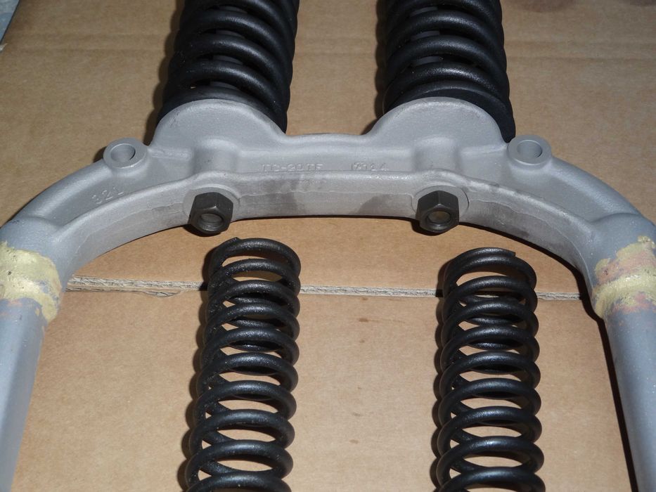 Harley Springer zawieszenie przednie Big Twin WL UL   FL