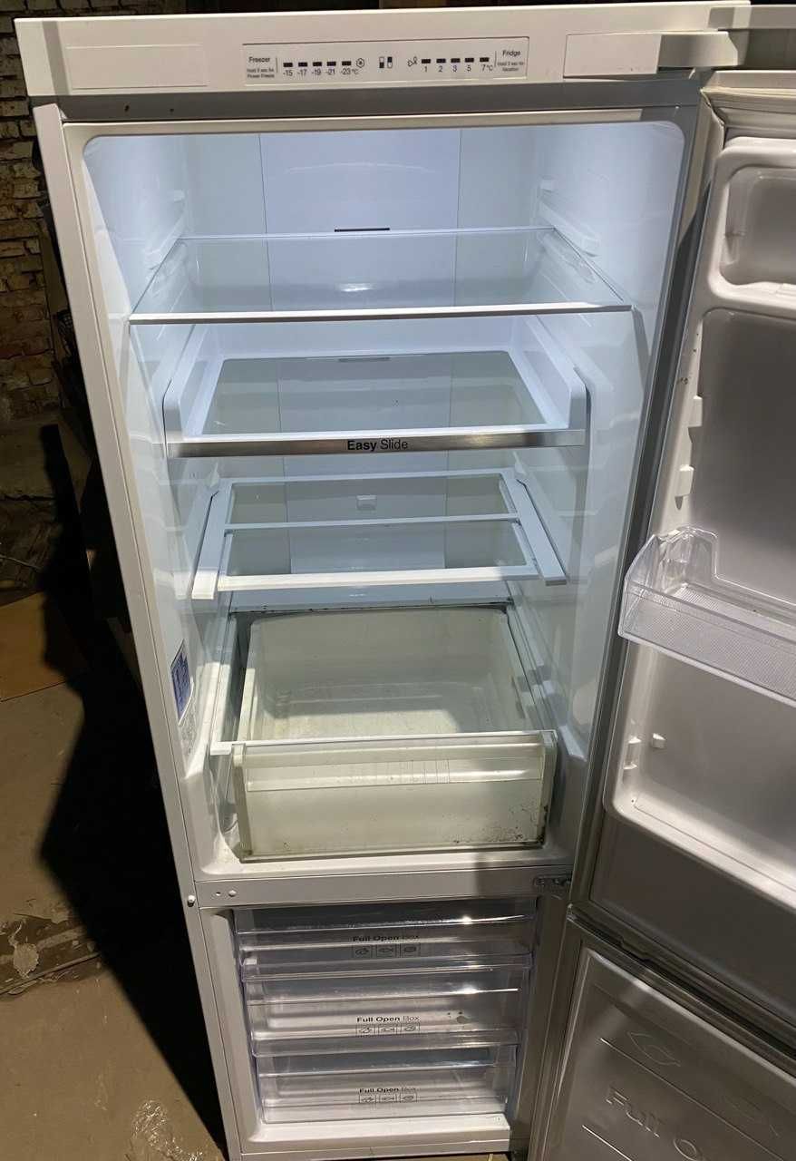 Холодильник Samsung RB33J3030WW (185 см) з Європи