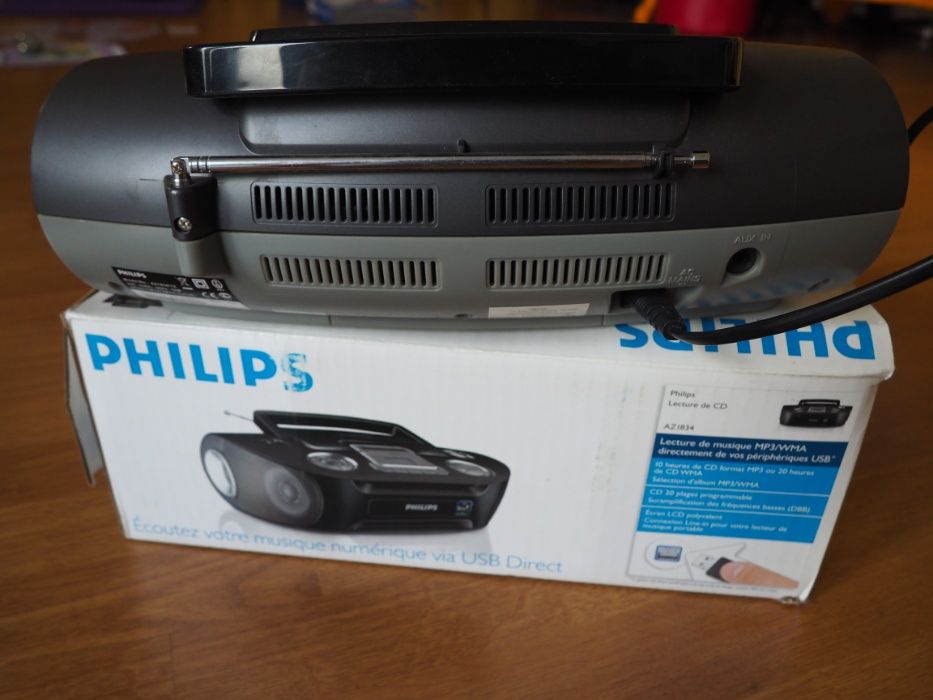 Rádio CD Soundmachine AZ1834 / 12 Philips