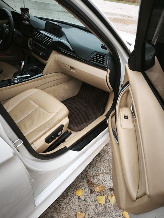 Продам BMW F30 328i