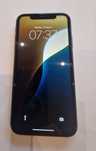 Telefon iPhone 11 czarny  bateria 84%