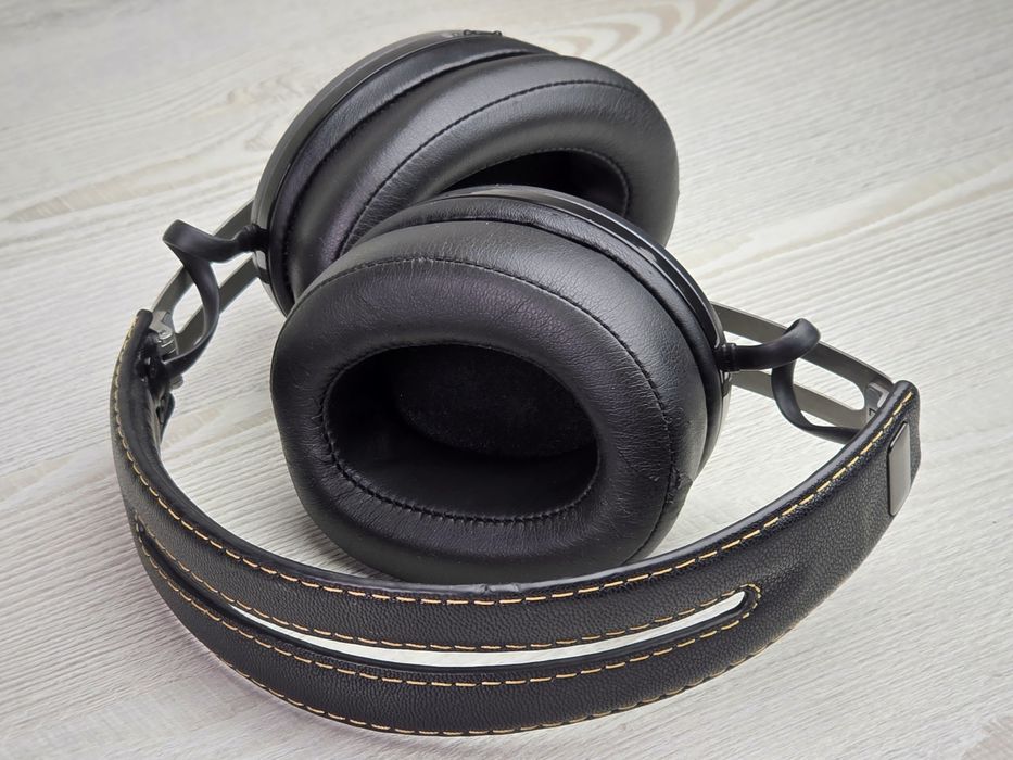 Бездротові навушники Sennheiser MOMENTUM M2 AEBT Black (506250)