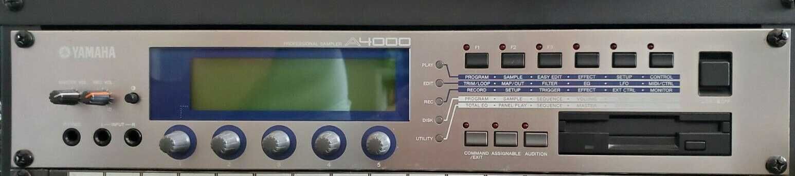 Sampler Yamaha A4000