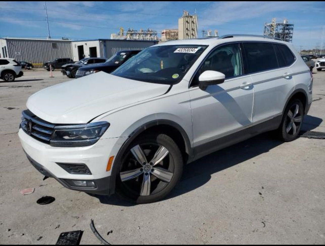Разборка Шрот Volkswagen Tiguan 2018 SEL фара Ful Led