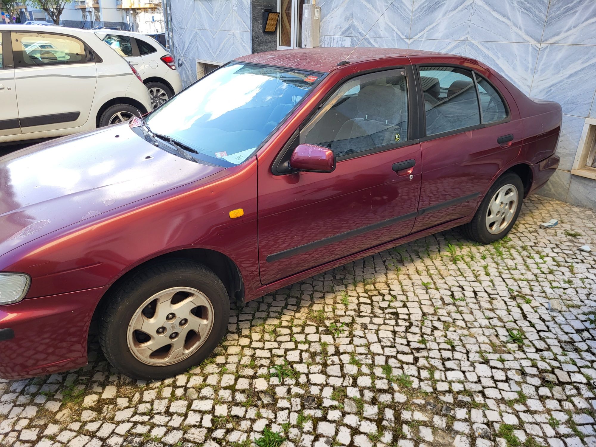 Nissan Almera 98