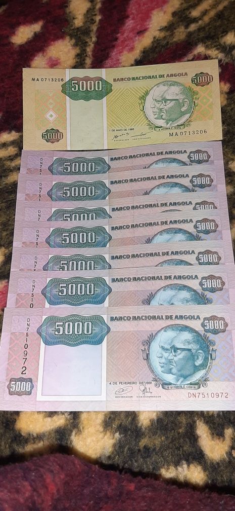 Notas Angola  e dollar