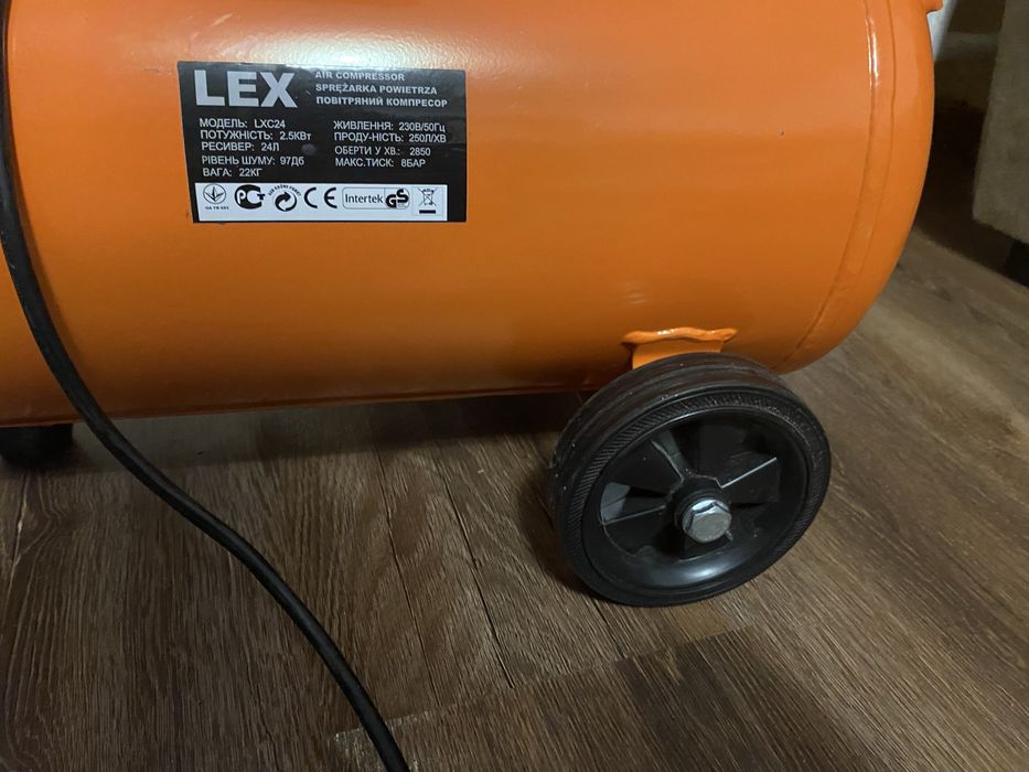 Продам компрессор LEX LXC24 — мощный, надёжный, как новый!