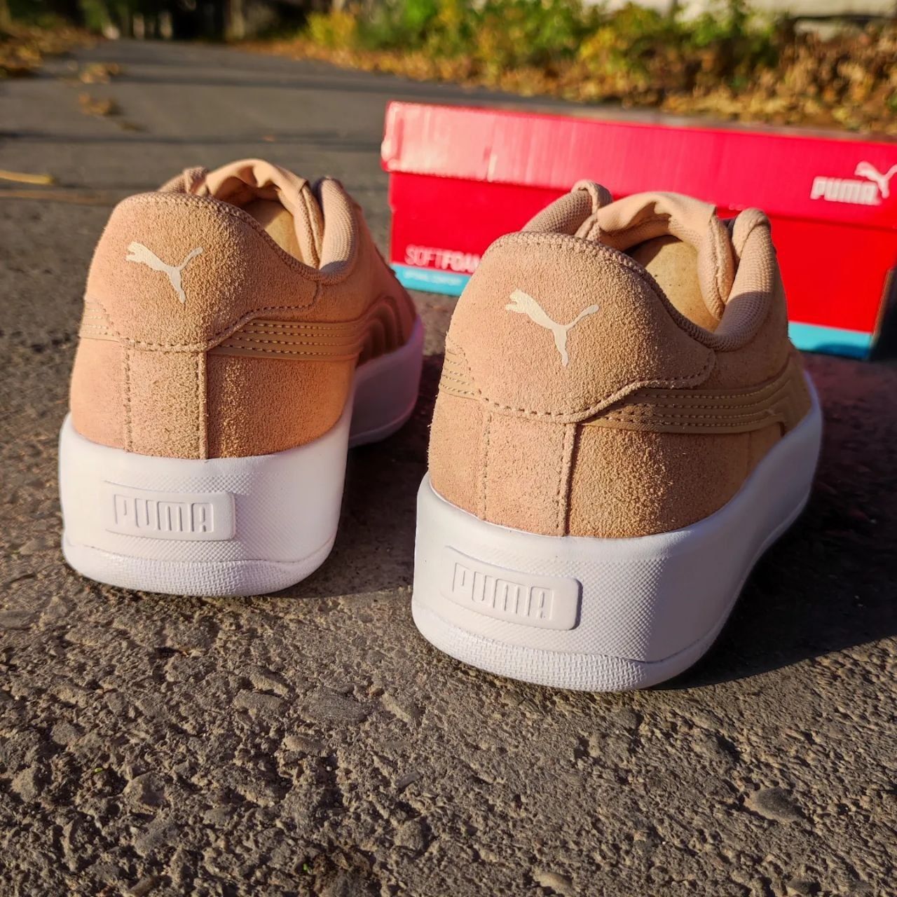 Кеди Puma Lily Platform SD
(387739-02)
Оригінал!