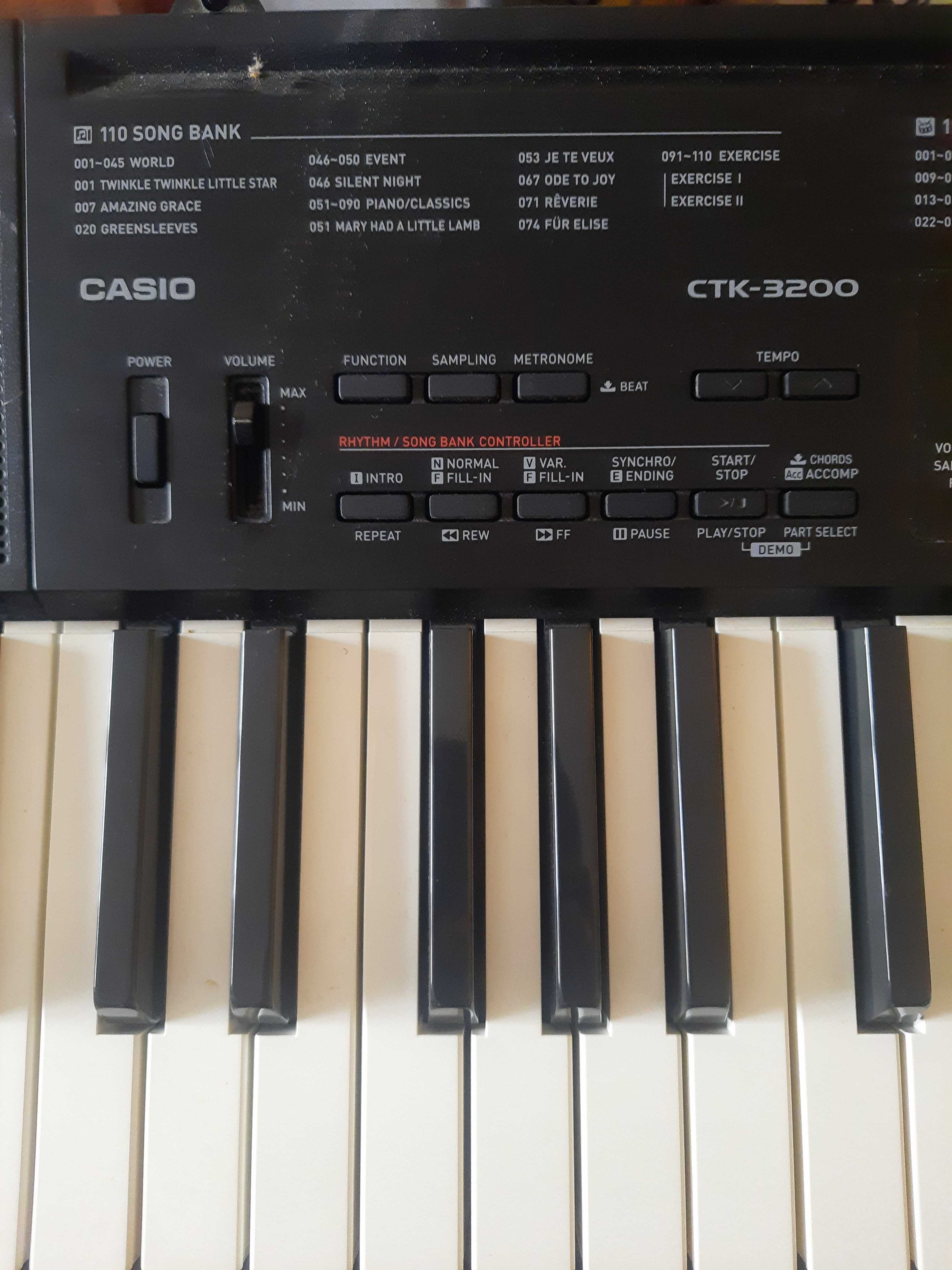 Keyboard Casio CTK - 3200