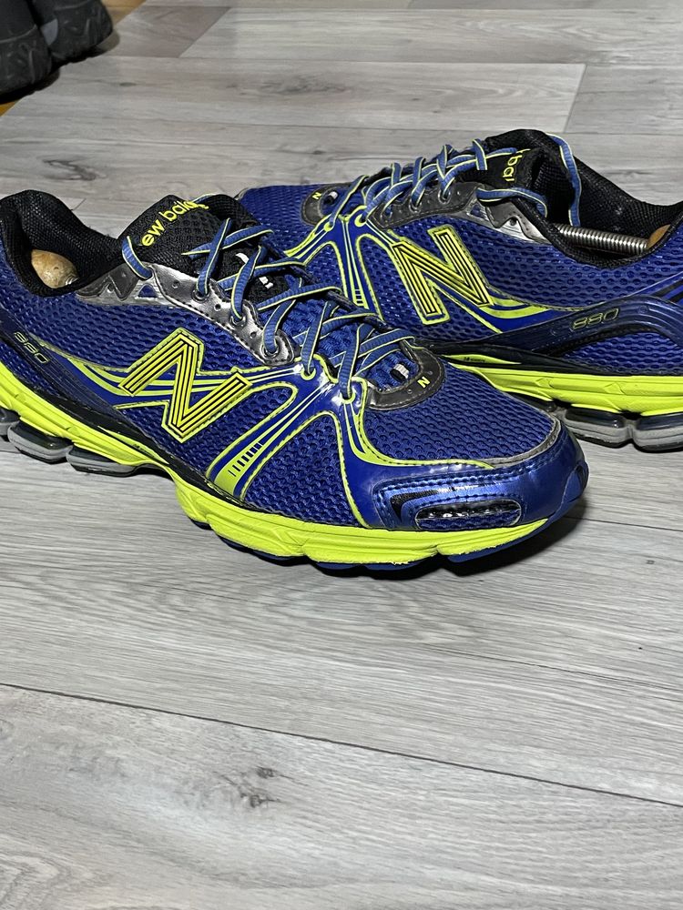 Бігові кросівки New Balance 880