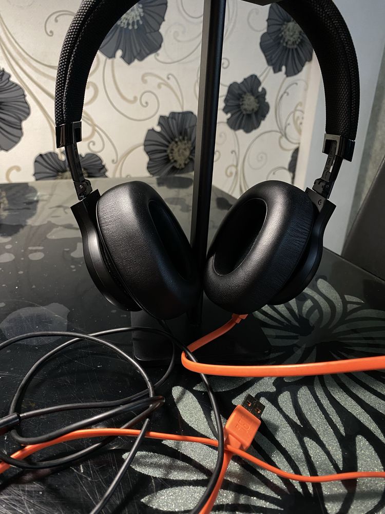 Наушники jbl E65