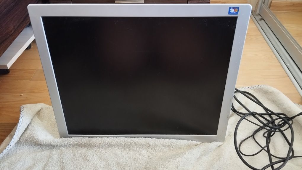 Монітор Samsung SyncMaster 970P