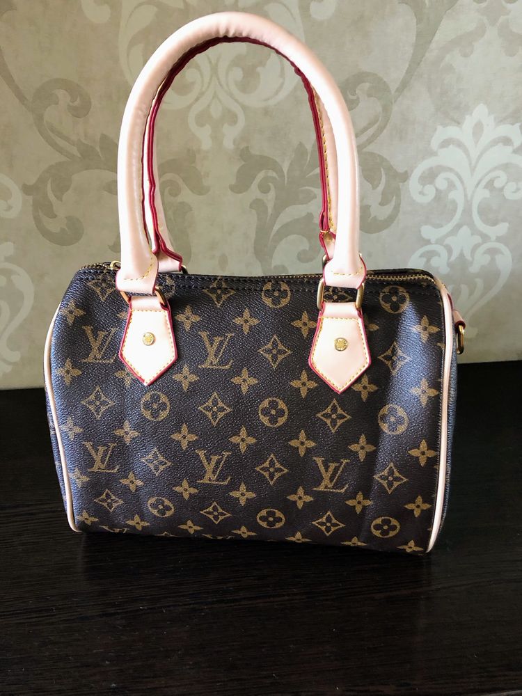 Жіноча сумка Louis Vuitton