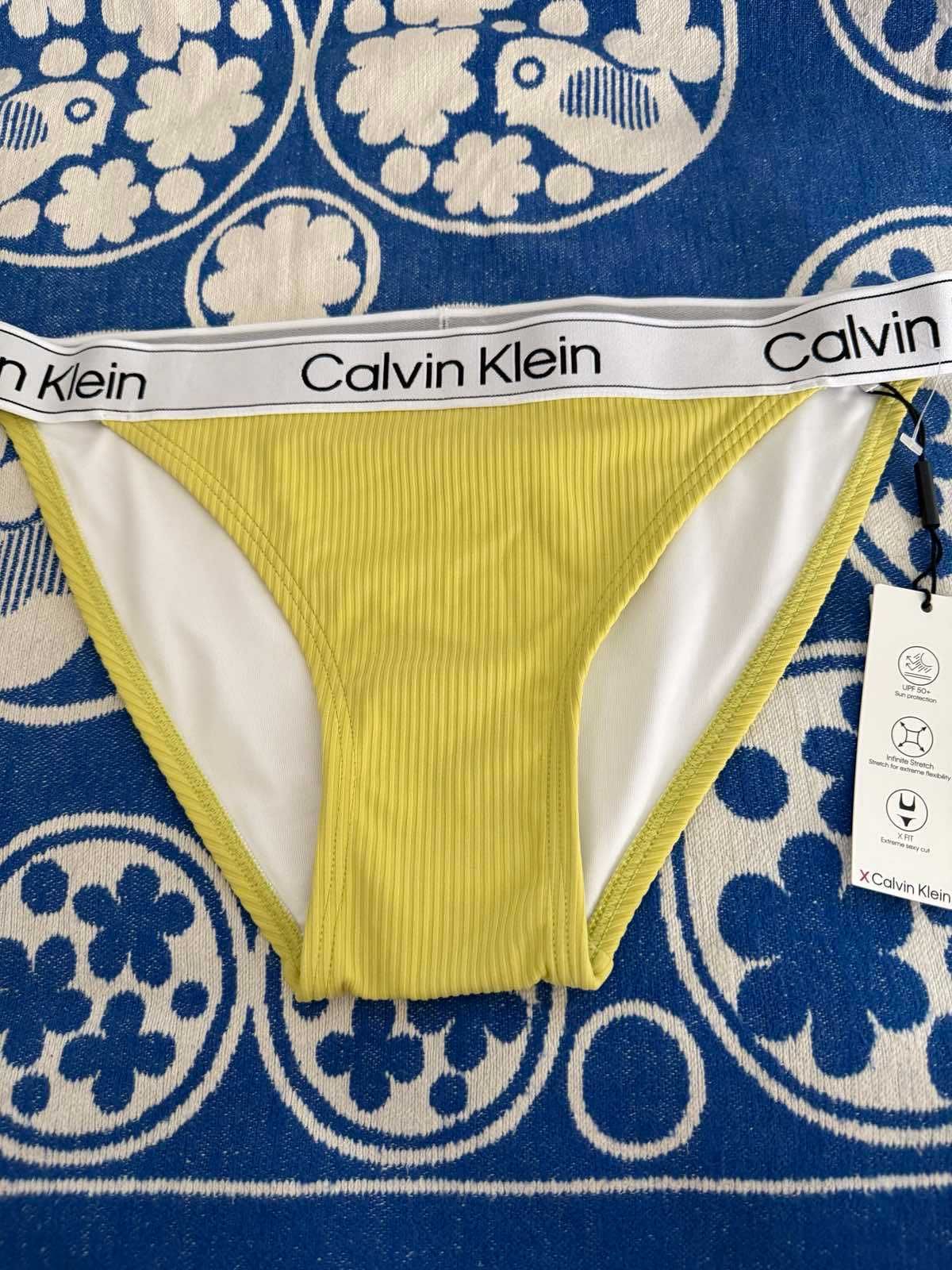 Жіночі плавкі Calvin Klein нові!