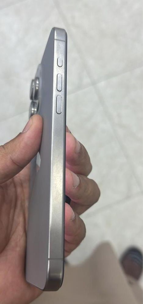 IPhone 15 Pro Max-256GB Natural Titanium | E-SIM | Excellent Condition