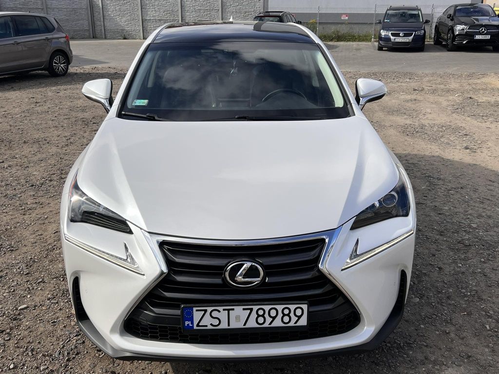 Samochód Lexus NX 200t AWD