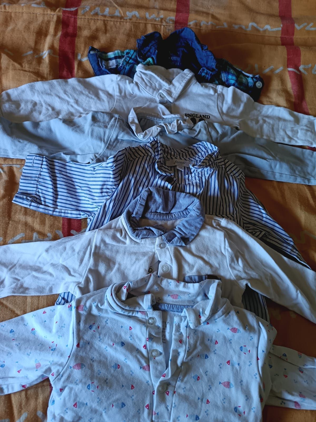 ROUPA BEBÉ 0-6 (algumas até 9) MESES