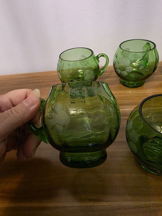 Zielone kryształowe filiżanki 6 szt