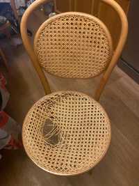 Krzesła z wikliny