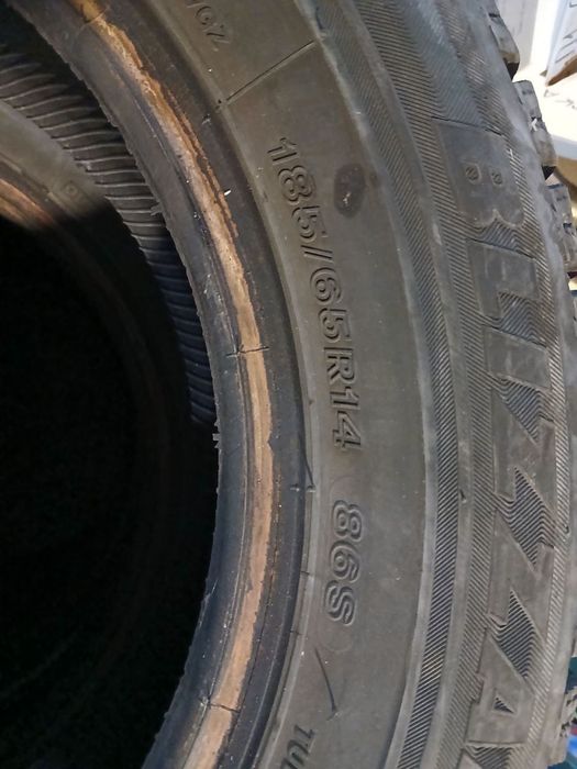 Шини Bridgestone Blizzak 185/65 R14 резина ,гума