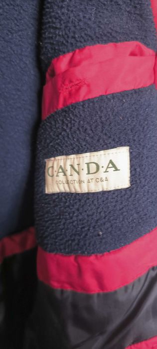 Casaco para o frio vermelho