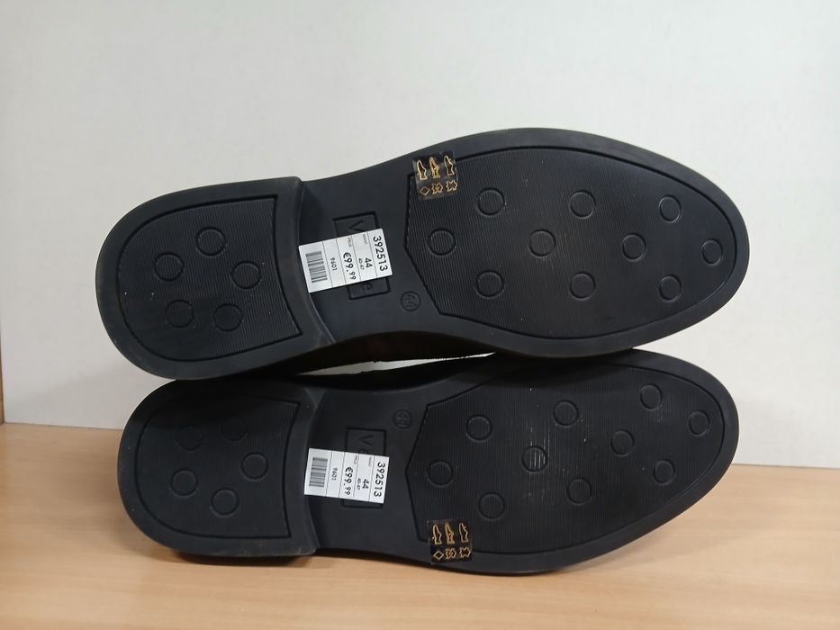 Челсі  44 р/29см Нові  шкіряні   чоботи