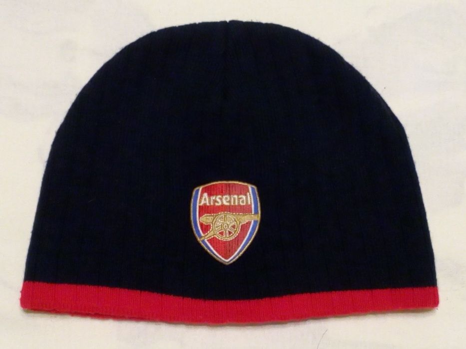 шапка  клубна- р. 56- 59 , FC Arsenal , Олимпиакос