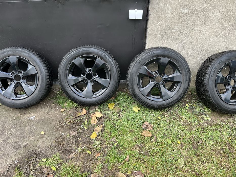 Felgi czarne 205/60R16 ( BMW, VW Transporter Amarok)