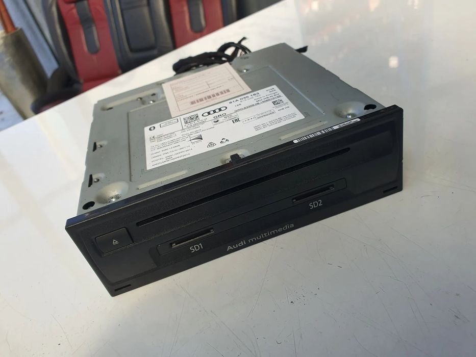 Radio CD/ DVD Audi A3 Sportback / 81A035183