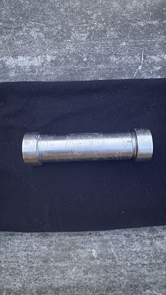 Uchwyt rowerowy na dach THULE OutRide 561 Adapter
