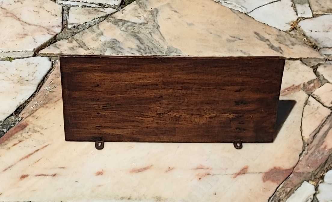 Peanha Prateleira em madeira muito antiga