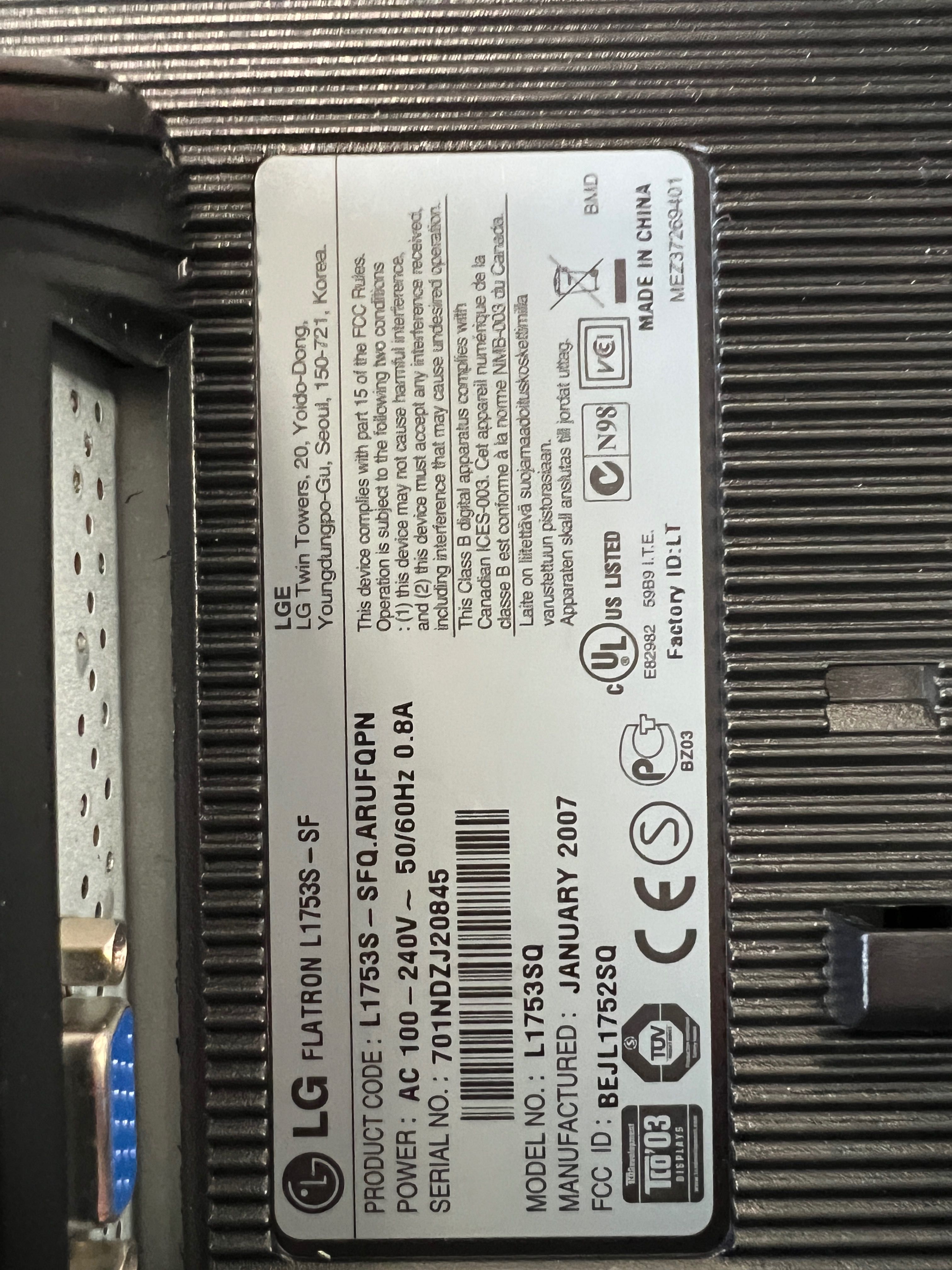 Monitor LG 1753S