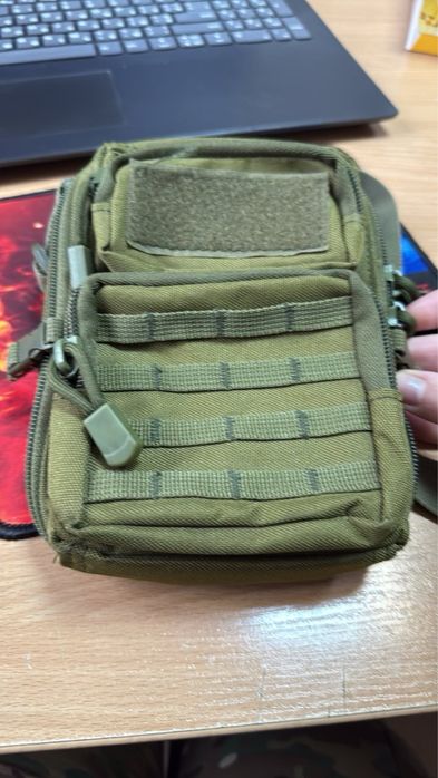 Продам сумку маленька зручка .