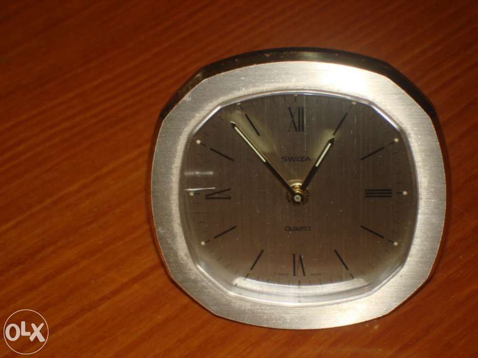 Relógio de mesinha de cabeceira 30 anos Suiço