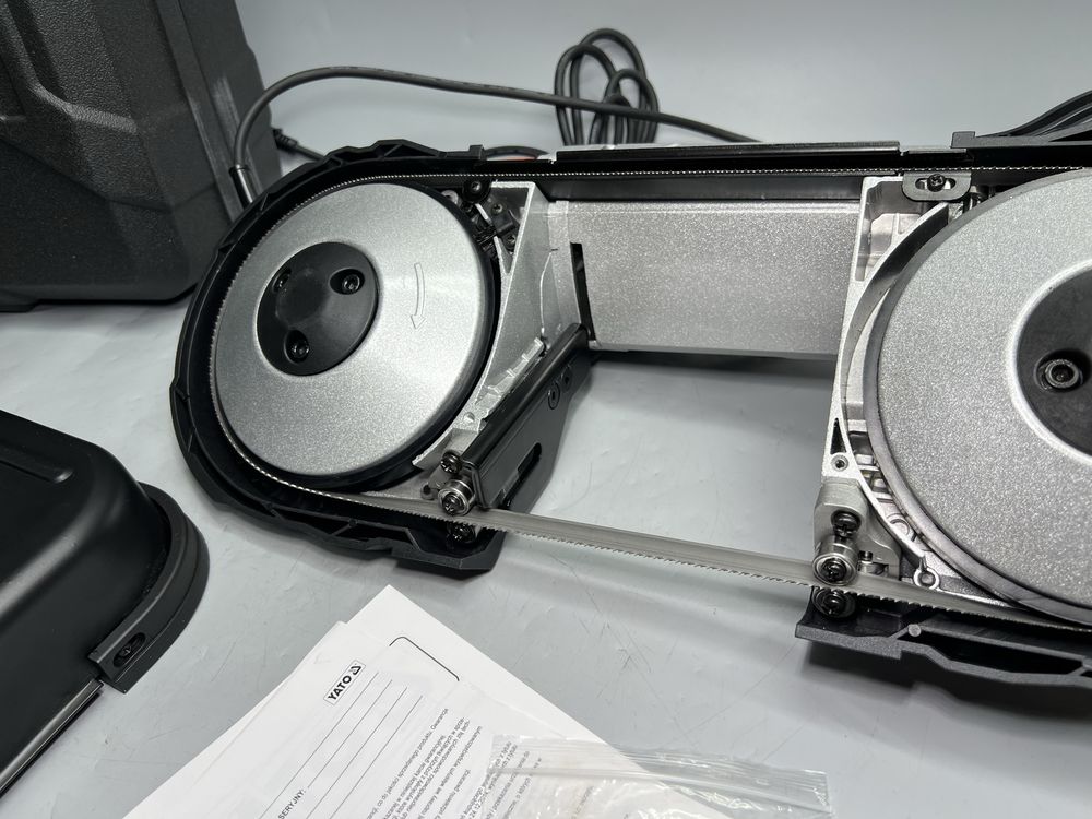 Ленточная пила Yato YT-82185 со стойкой 1100 Вт Гарантия 2 года